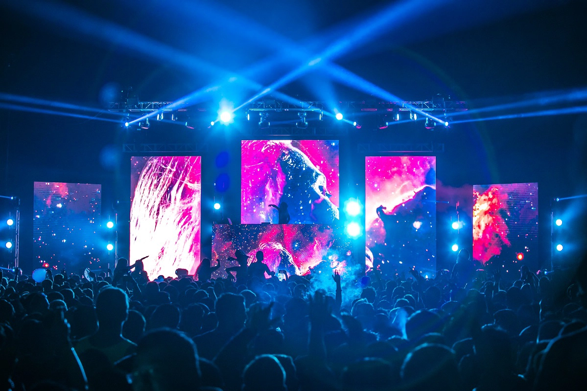 Another alternate view of LED walls used on indoor stage for Seven Lions tour
