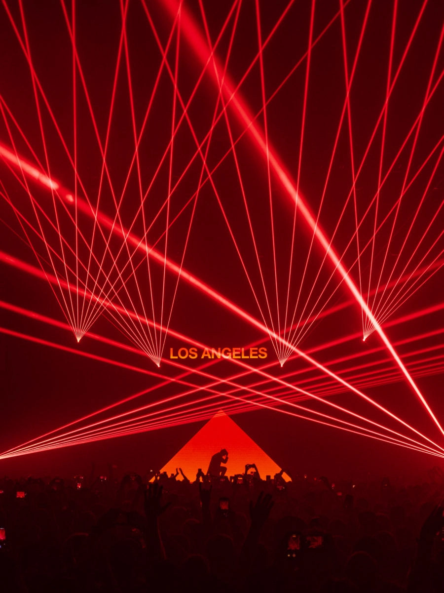 Image of LED display at performer Zhu's Dune 2018 Tour