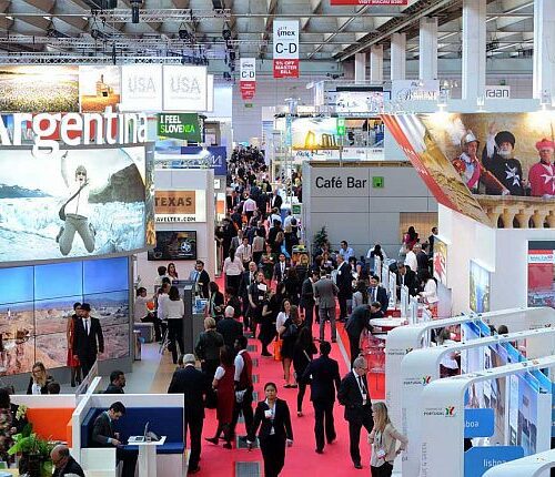 Aerial view image of tradeshow floor at IMEX 2021
